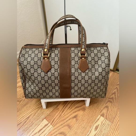 Vintage Gucci Plus Beige boston bag with charm - Picture 2 of 7